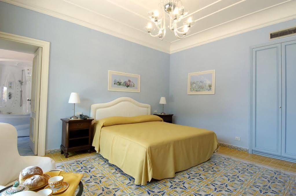 Villa Eliana Sorrento Buitenkant foto